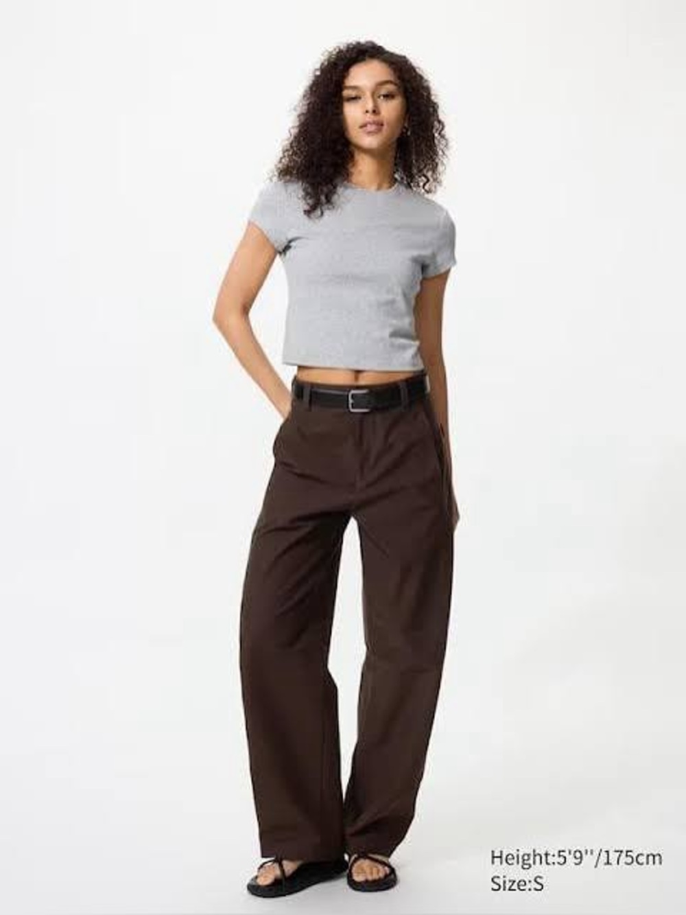 uniqlo viral barrel pants in Dark Brown